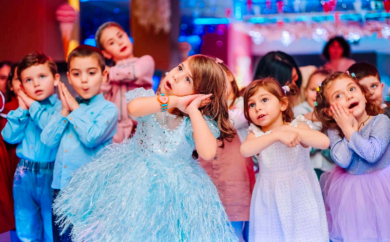 დაბადების დღის წვეულება 30+1 ბავშვზე